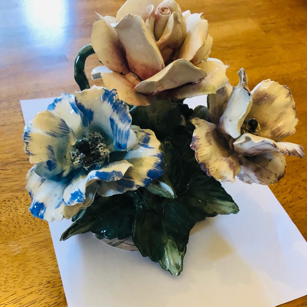 Capodimonte Roses - Picture 4 of 5